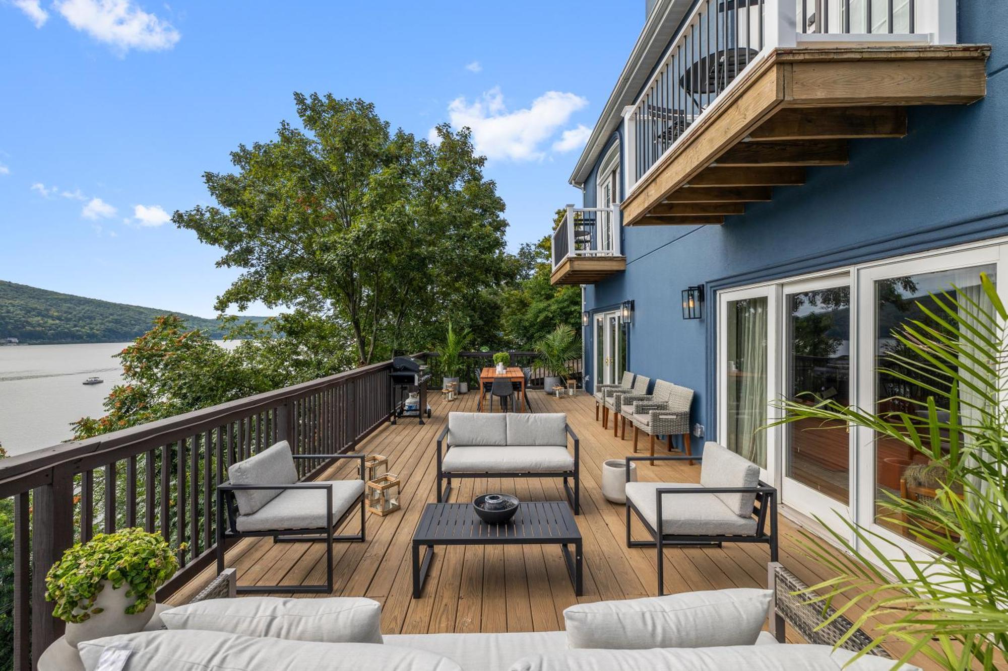 Lakeview House - Hot Tub - Firepit - Stunning Views - Spacious Deck - Cozy Living Room - Bar Greenwood Lake Eksteriør bilde