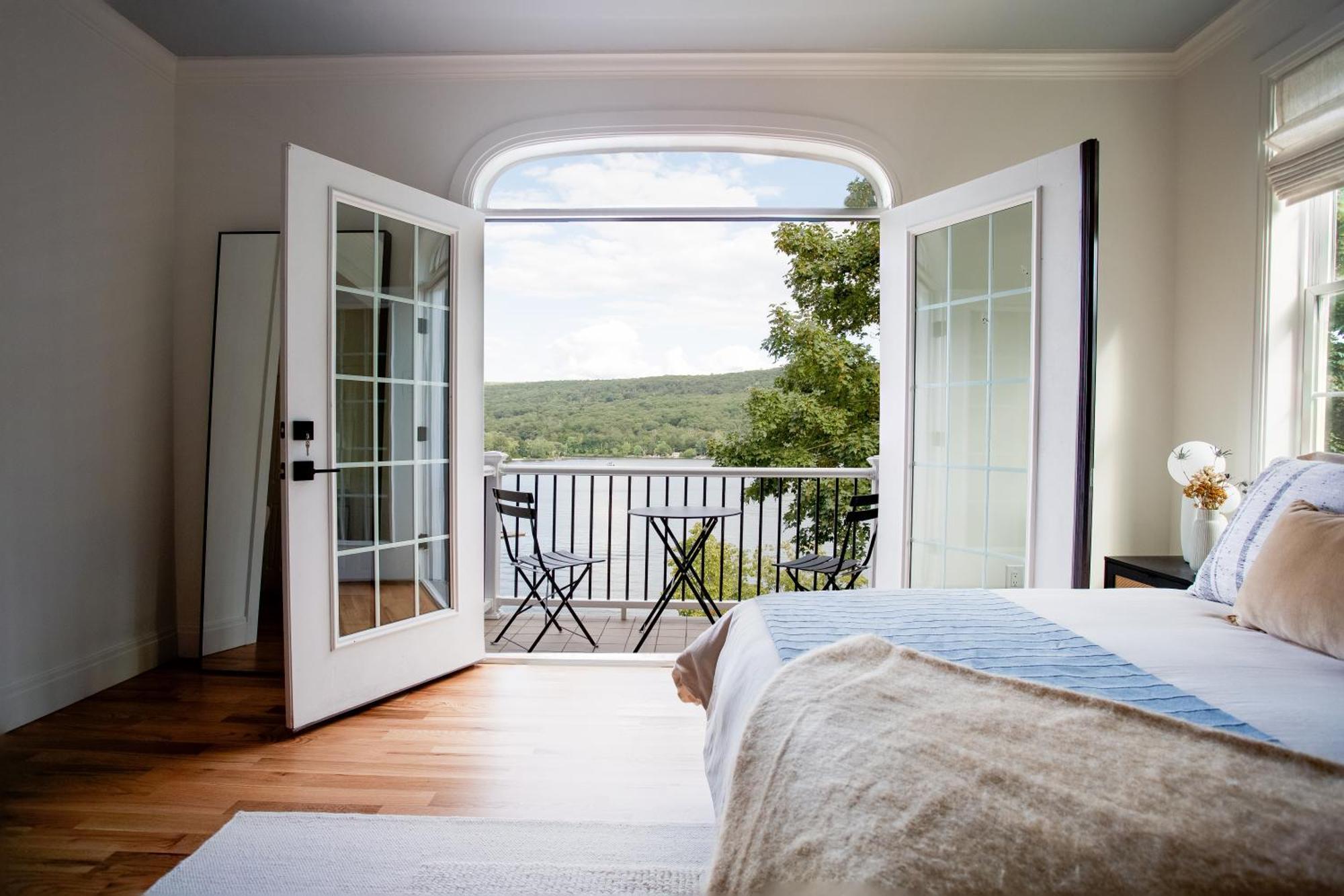 Lakeview House - Hot Tub - Firepit - Stunning Views - Spacious Deck - Cozy Living Room - Bar Greenwood Lake Eksteriør bilde