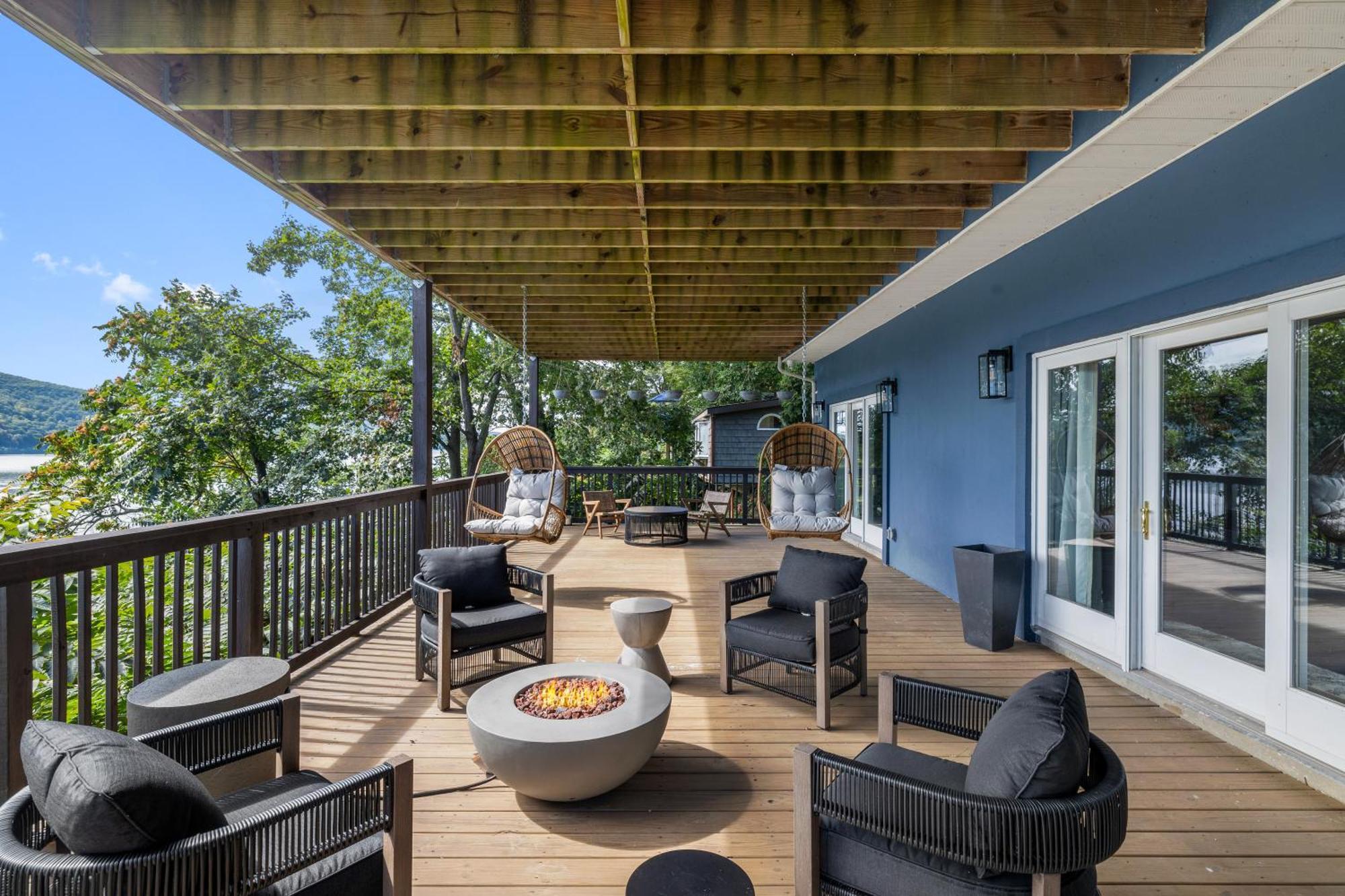 Lakeview House - Hot Tub - Firepit - Stunning Views - Spacious Deck - Cozy Living Room - Bar Greenwood Lake Eksteriør bilde